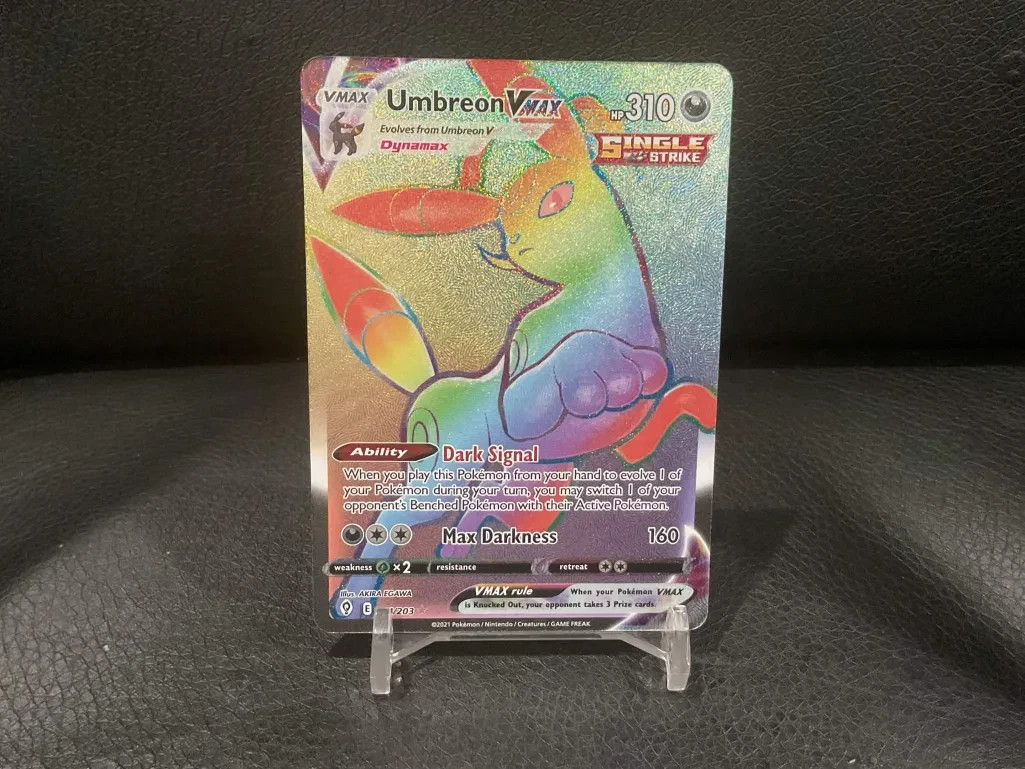 Umbreon VMAX (Secret) 214/203 SWSH07: Evolving Skies