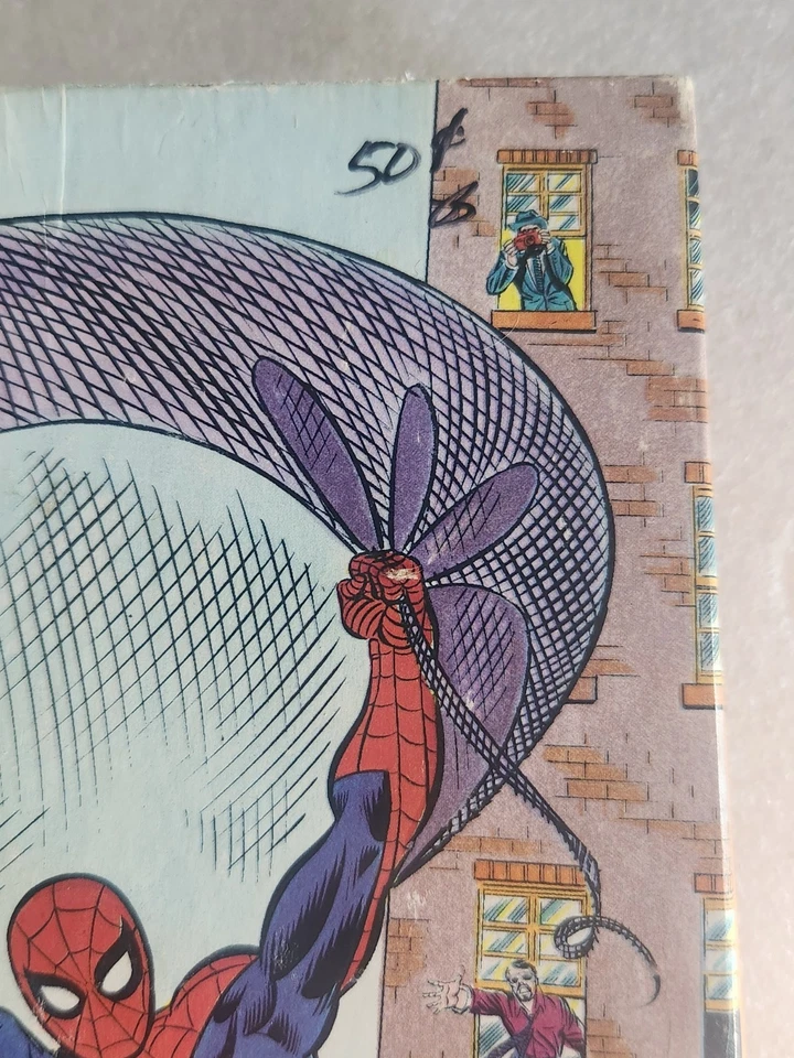 复古 "The Amazing Spider-Man" The Rainbow Works 100 件拼图 • 75913-2 • 1988 — 第 3/4 张图片