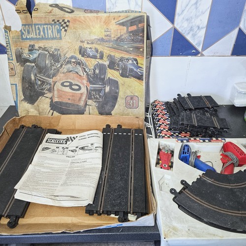 Vintage Scalextric 31 Set with F1 Cars Original 1960s - Untested