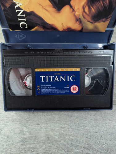JOB LOT Bundle of 5 Classic VHS Video Tapes - Sold As Seen - Picture 9 of 10