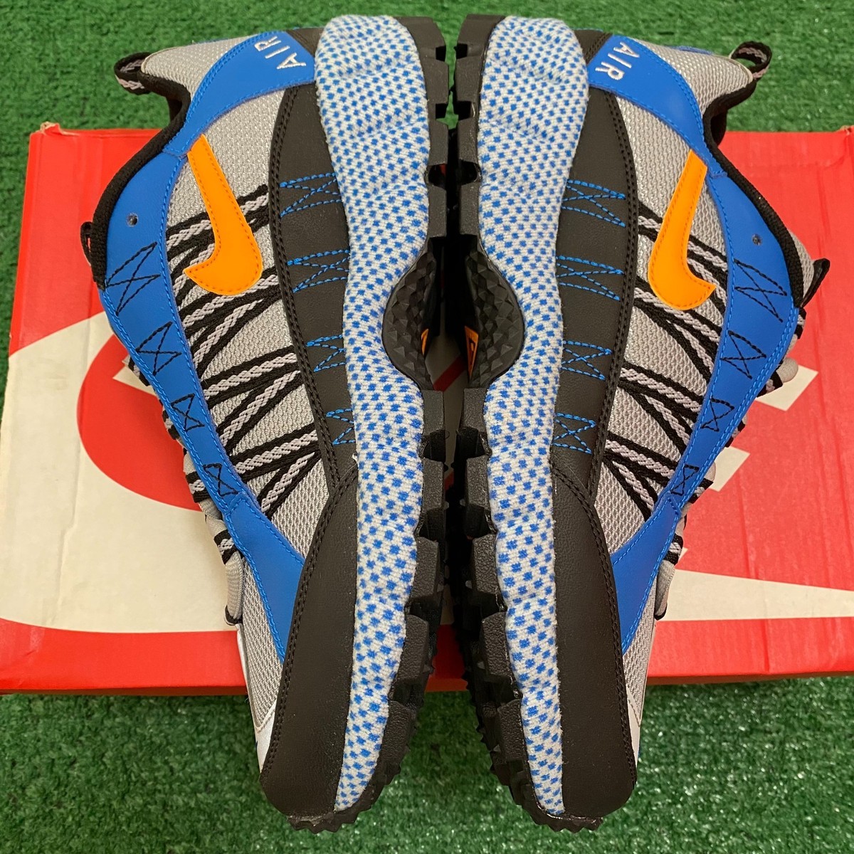 Size 10.5 - Nike Air Humara 17 Silver Blue Spark Sneakers AO3297