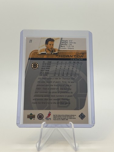 Tarjeta de hockey 2002 Upper Deck Joe Thornton #11 Center Boston Bruins - Imagen 2 de 2