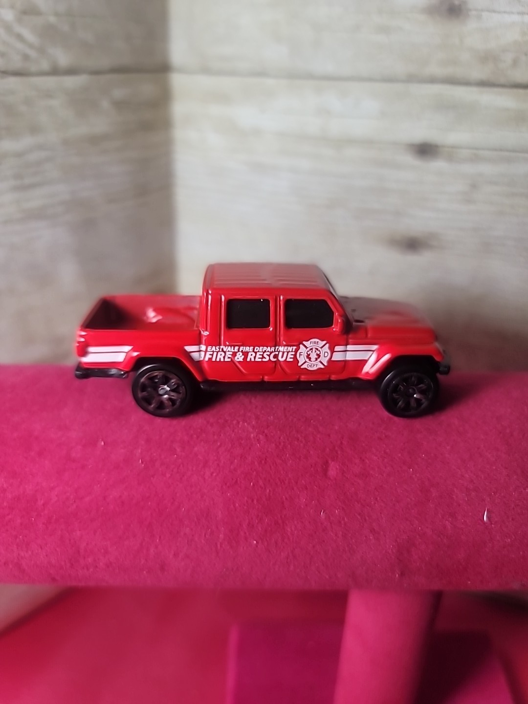 Picture 3 of 4