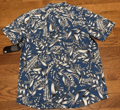 NWT Volcom Hawaiian Button Up Vacation Short Sleeve Shirt Men’s Size M Medium - Picture 2 of 7