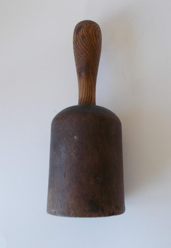 Hermosas maderas pesadas antiguas de madera de 8 1/4" de alto 3" de diámetro - Imagen 2 de 5