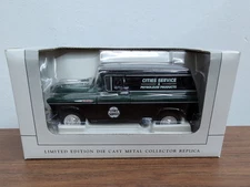 1/24 Spec Cast '57 Chevy Cities Service Oil Panel Truck 