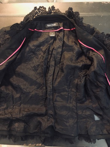 WHBM Black Lace Trimmed Fitted Victorian Whimsigoth Regencycore Short Jacket~2 - Picture 8 of 10