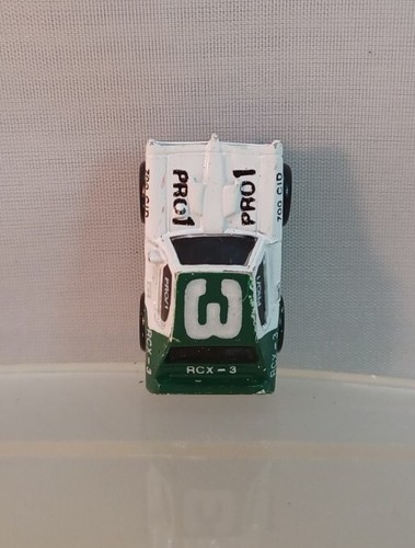 Micro Machines Vintage '68 Pontiac GTO #3 Green/White - Galoob - Picture 3 of 5