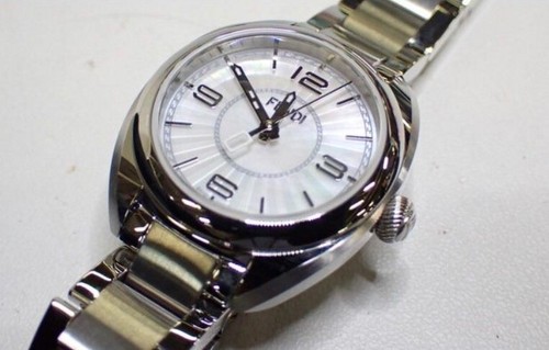 Orologio da donna Fendi Momento Small acciaio inox bianco quarzo mocio donna - Foto 2 di 10