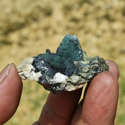 CELADONITE INCLUDED GREEN APOPHYLLITE CRYSTAL CLUSTER ON STILBITE MATRIX. - Picture 2 of 9