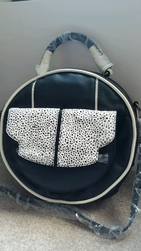 ♡♡♡ MIMCO BLACK / IVORY LARGE Leather bag + Dust Bag 30x9cm new ❤❤❤ - Picture 2 of 12