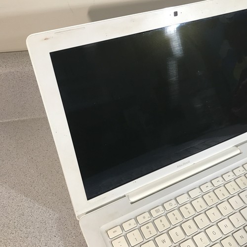 Computadora portátil MacBook Apple A1181 OSX 10,5,8 2 GB doble núcleo 2,4 Ghz 13" blanca - Imagen 14 de 15