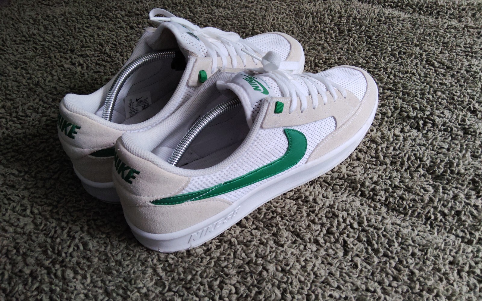 Picture 2 of 11