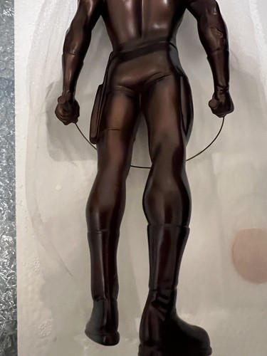 BOWEN DESIGNS DAREDEVIL STATUE FAUX BRONZE #AP/300 NIB - Picture 5 of 12