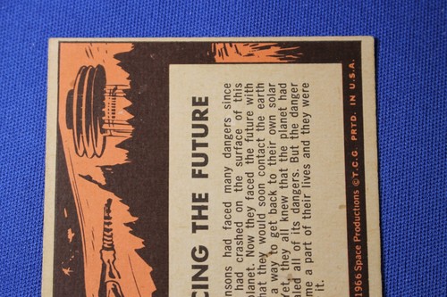 1966 Topps Lost in Space - #44 "Facing the Future" - ExMt Condition - Picture 6 of 6