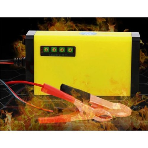 CARGADOR BATERIA MOTO CON INDICACION CARGA