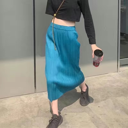 Women's Half Length Skirt with Pleated and Slit Design for Slimming Effect Skirt - Picture 9 of 24