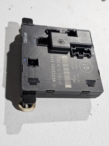 MÓDULO DE CONTROL PUERTA TRASERA IZQUIERDA 2003-2006 MERCEDES E320 FABRICANTE DE EQUIPOS ORIGINALES 211 820 15 26 - Imagen 4 de 8