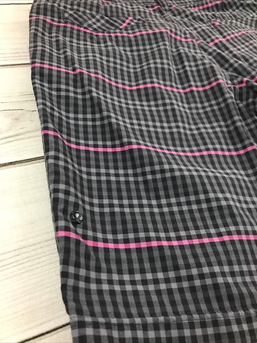 Lululemon Pantaloncini da Golf Uomo Kahuna Plaid Casual - Nero Grigio Rosa - Taglia 38 - Foto 9 di 10