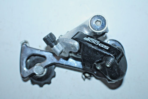 Shimano 200GS Rear MTB Derailleur RD-M200 Silver Long Reach 8 Speed USA Shipper! - Picture 1 of 7
