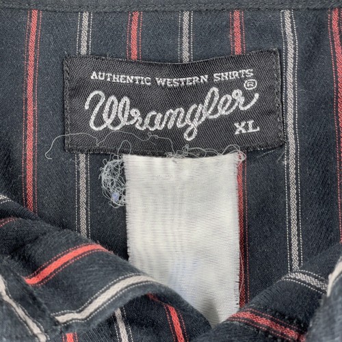 Vintage Wrangler Shirt XL Black Pearl Snap Red Striped Rodeo Western - Picture 3 of 10