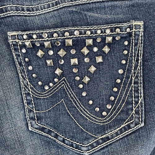 Wrangler Premium Patch Juniors 7 x 32 Dark Wash Blue Denim Jeans Studded - Picture 8 of 16
