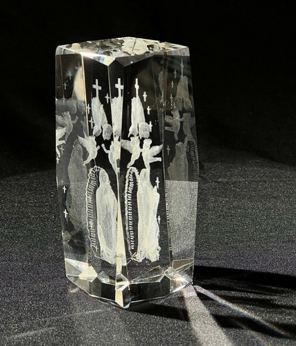 3D-LASER GEÄTZTES KLARES KRISTALLGLAS CHRISTLICHE JUNGFRAU MARIA BETENDE HÄNDE KREUZ - Bild 2 von 12