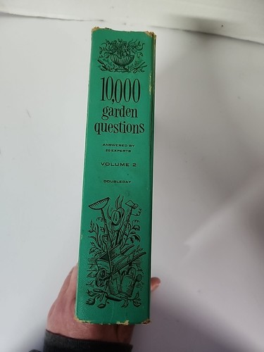 Vol 1 & 2 10000 Garden Questions ,Vintage 1940s Set - Picture 14 of 23