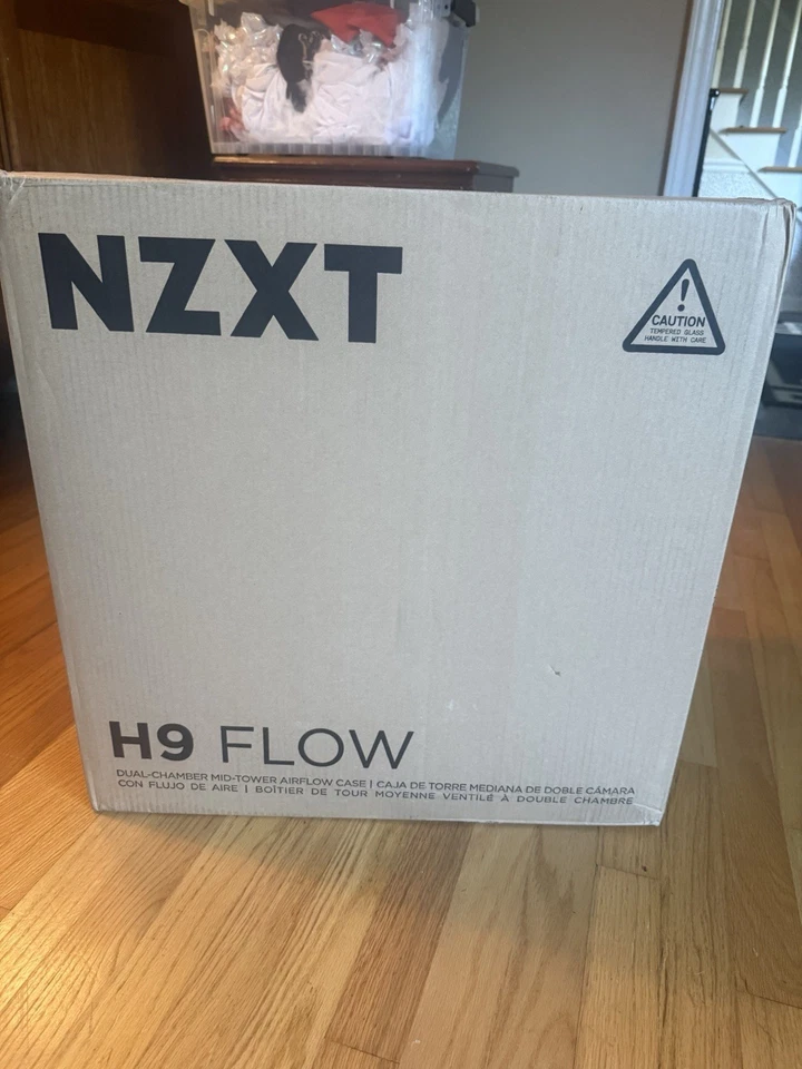 Estuche Torre Media Flujo NZXT H9 en caja nunca abierto tengo dos por accidente Foto 4 de 4