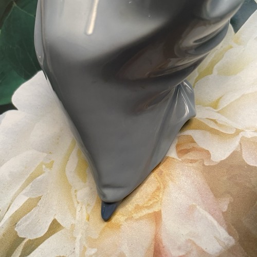 Nao Figurine By Lladro Spain Girl Listening to A Bird Sing 6” Tall - Bild 6 von 9