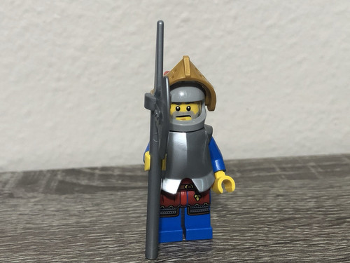 5 Lego Lion Knight Axemen Minifigures - Picture 2 of 5