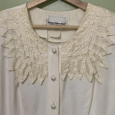 Vintage Young Edwardian Women's Sz 11 Ivory Lace Crochet Collar Stains FLAW