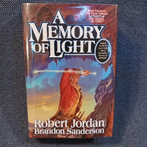 A Memory of Light Signed Copy by Robert Jordan; Brandon Sanderson Wheel of Time