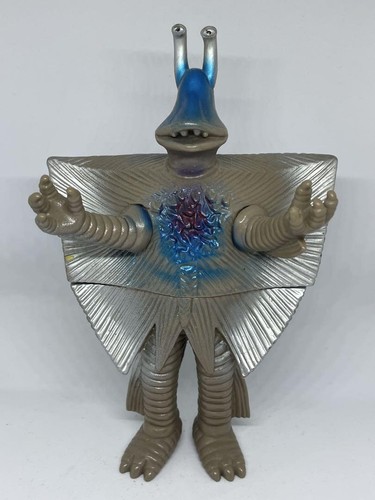 ULTRA SEVEN Gunder Soft Vinyl Figure Collectible for Ultraman Monster Fans