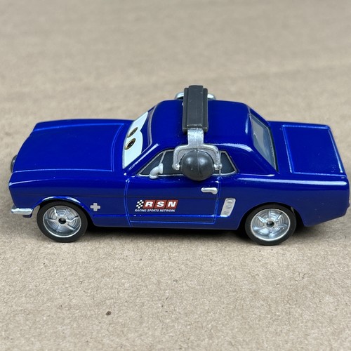 Disney Pixar Cars Brent Mustang Burger Auriculares Azul Metal Diecast 1:55 Coche de Juguete - Imagen 3 de 8