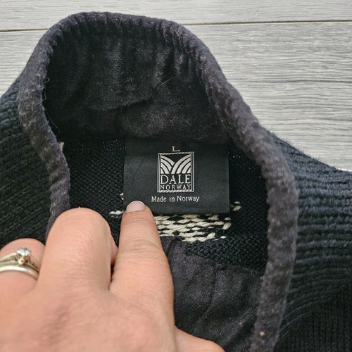 Dale Of Norway Women's 1/4 Zip Jumper Size Large Black Wool Jumper Great Cndt - Picture 7 of 9