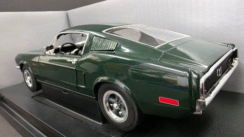 AMERICAN MUSCLE ERTL 1968 FORD MUSTANG BULLITT VERDE 1/18 SR - Foto 5 di 7