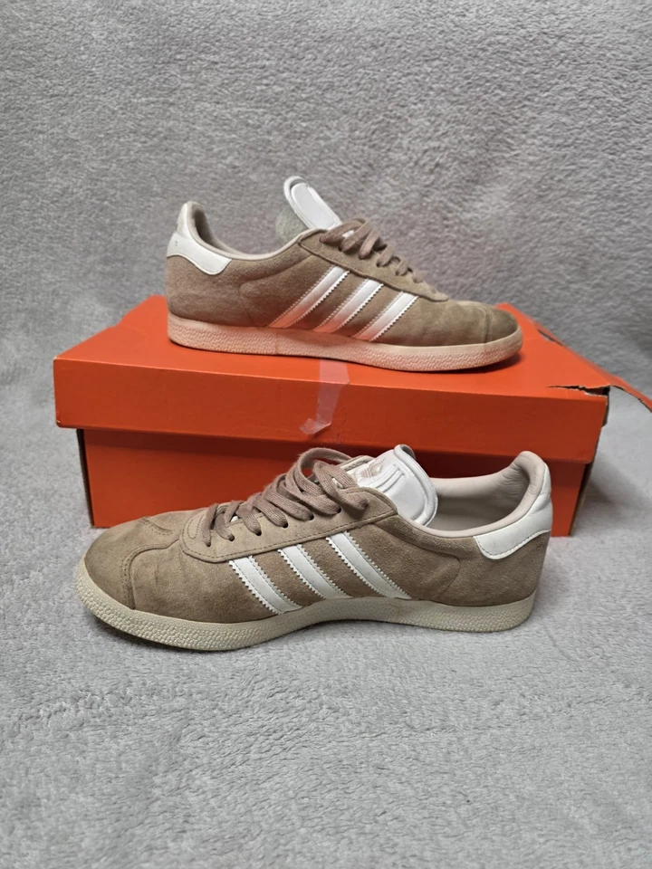 Adidas Gazelle Trainers in Dusky Pink/White Suede Leather Size UK 6 - Image 2 of 4