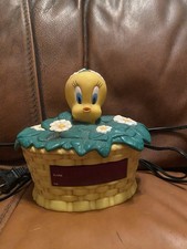 Vintage Warner Bros. Tweety Bird Digital Alarm Clock 1999 Child's Clock TESTED