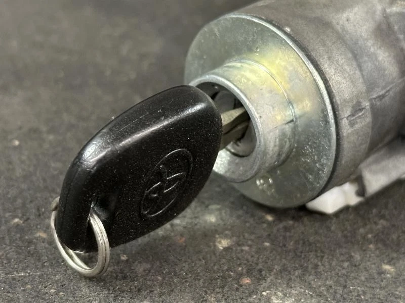 1999-2008 Toyota Solara Avalon Ignition Switch Lock With Key Assembly Oem - Изображение 2 из 4