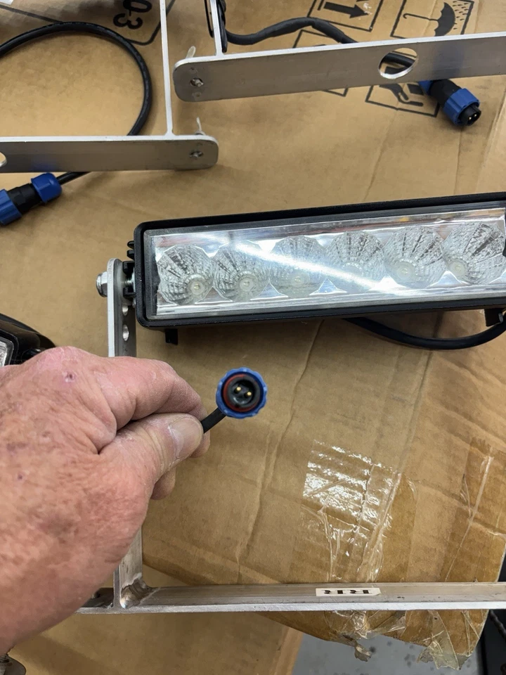 Four Green LED Lights For Night Fishing - Image 4 of 4