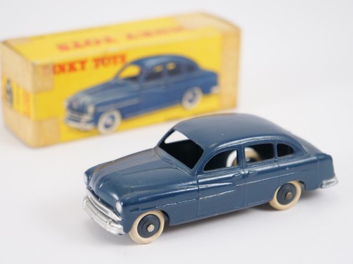 DINKY TOYS 1/43 FORD VEDETTE 1954 Réf : 24 X DINKY TOYS 1/43 FORD VEDETTE 1954 Réf : 24 X