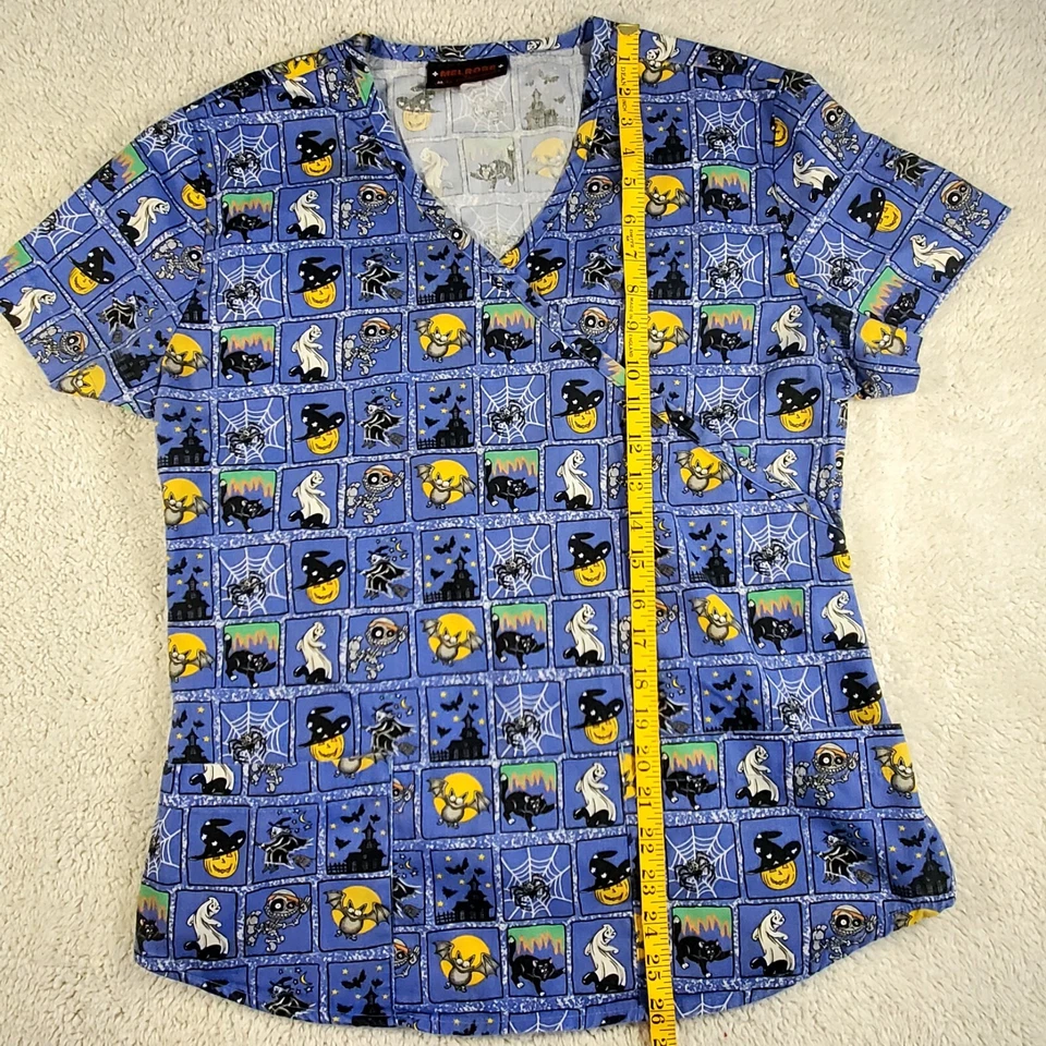 Melrose+ By May-Hill Uniform Blue/Black/Yellow Halloween Scrub Top (M) - Imagem 4 de 4