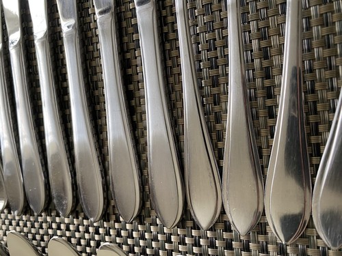 32 Pc Supreme Cutlery Towle Stainless Flatware Set For 6 Forks Spoon Knife + - Picture 5 of 18