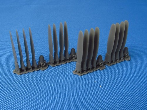 B-29 Propellers set late type for Aircraft model kit. Scale 1:72 MDR7281 - Picture 2 of 4