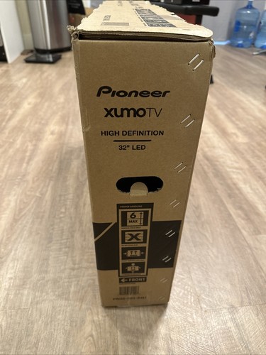 Pioneer - 32Class LED HD Smart Xumo TV - Picture 4 of 5