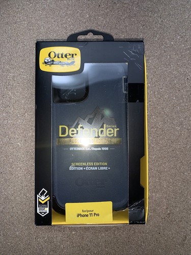 OtterBox Defender for iPhone 11 Pro 5.8 - Gone Fishin - Picture 4 of 7