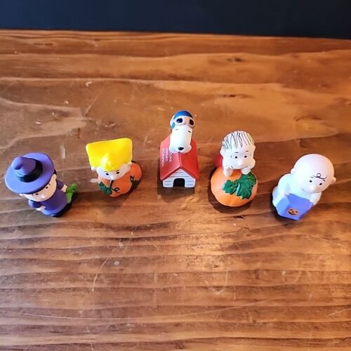 Hallmark Merry Miniatures 1996 set 5 pezzi arachidi zucca toppa Halloween con scatola - Foto 5 di 11