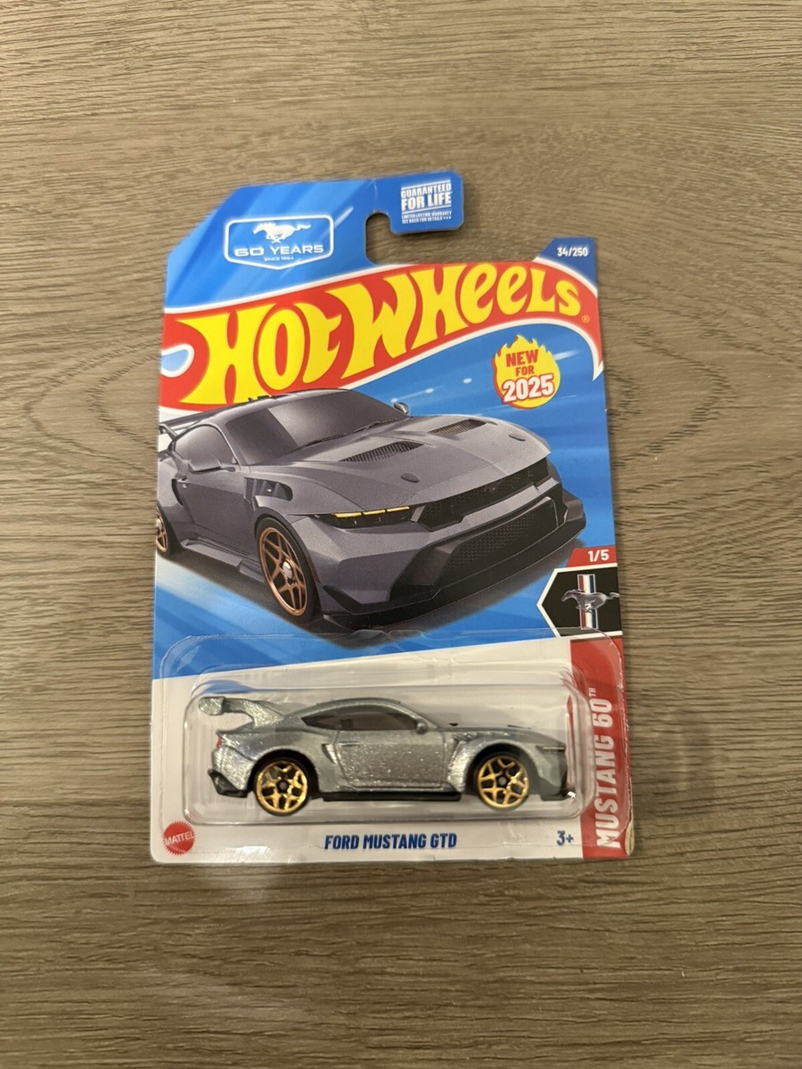 New Mattel Hot Wheels HW Race '13 Ford Mustang GT 50 Years
