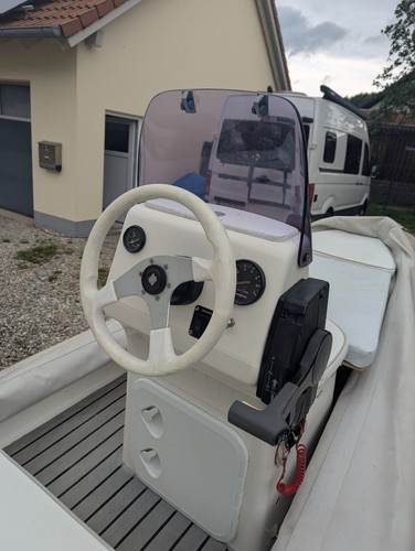 Festrumpfschlauchboot Grand 470 S Defekt mit gutem 50 PS Honda Aussenborder - Bild 9 von 11